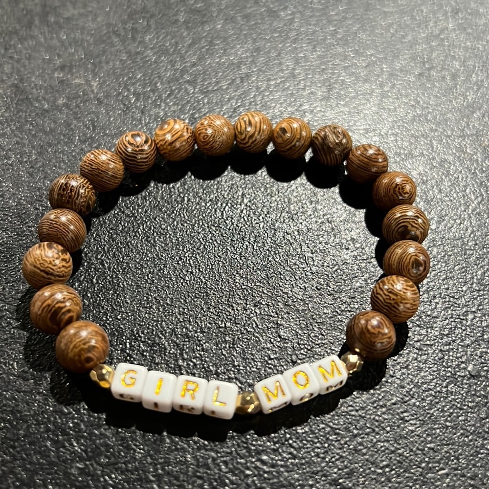 ✨CUSTOM BRACELETS✨